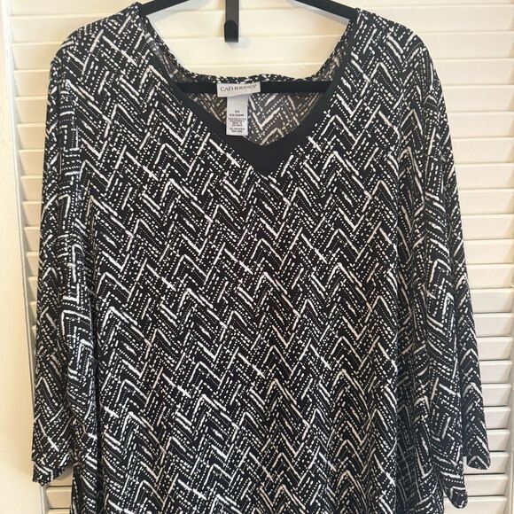 Catherines Black White Geometric Tunic Top Chiffon Hem 3/4 Sleeve Chic Work Wear - Picture 2 of 12